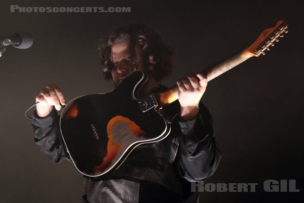 ALT-J - 2022-11-22 - PARIS - Zenith - 